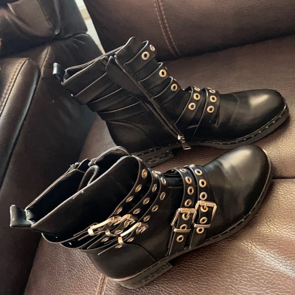 Low boots 8